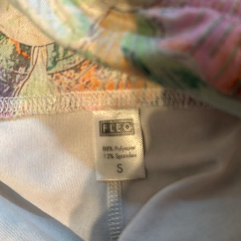 Fleo Low Rise Multicolor Abstract Mermaid Print Activewear Shorts‎ Sz S - Picture 9 of 9